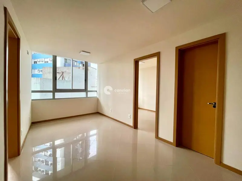 Apartamento para aluguel no Centro: 