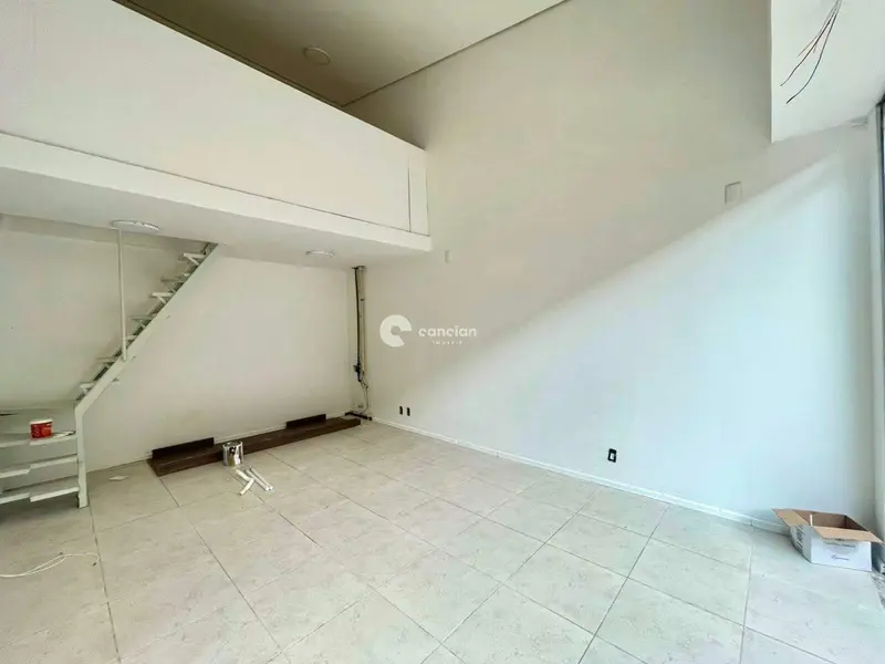Sala Comercial para aluguel no Camobi: 