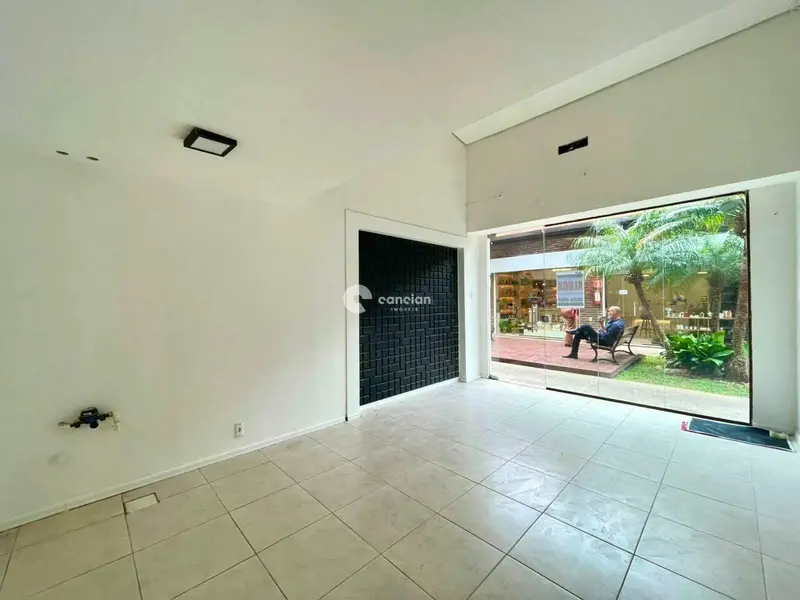 Sala Comercial para aluguel no Camobi: 