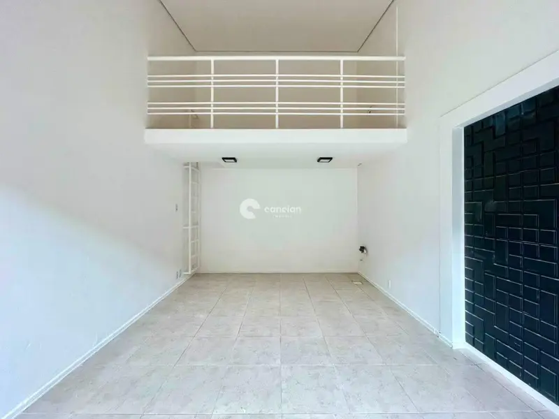 Sala Comercial para aluguel no Camobi: 