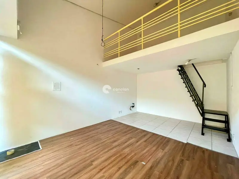 Sala Comercial para aluguel no Camobi: 