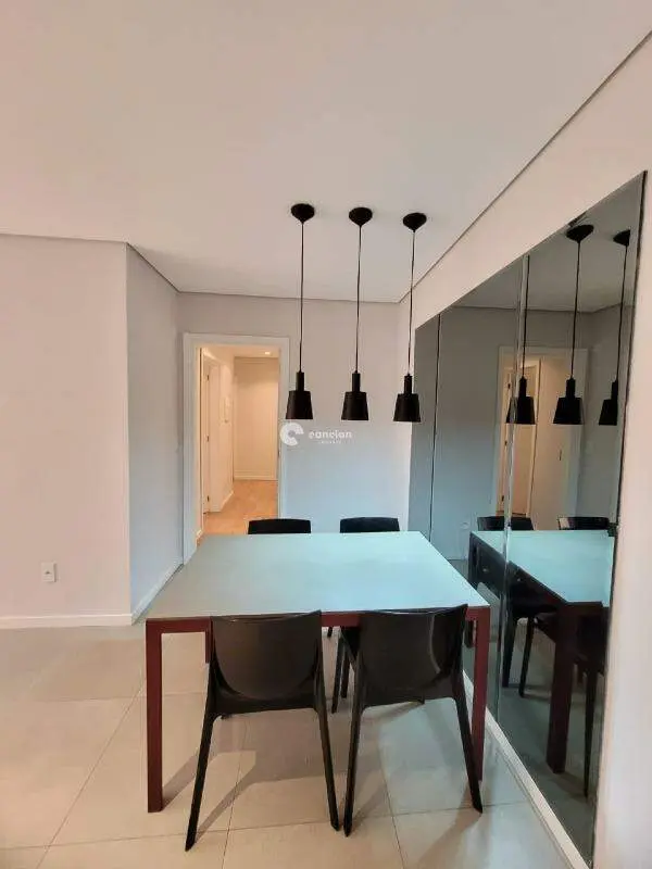 Apartamento à venda no Menino Jesus: 