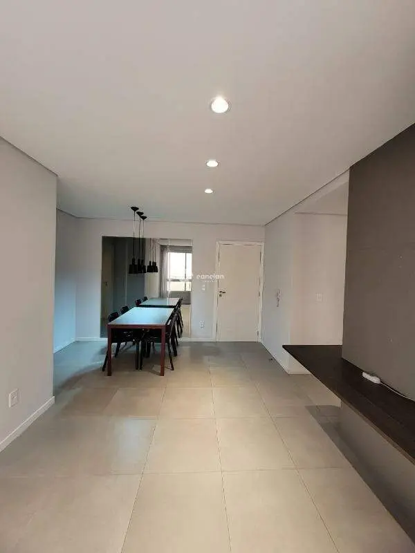 Apartamento à venda no Menino Jesus: 