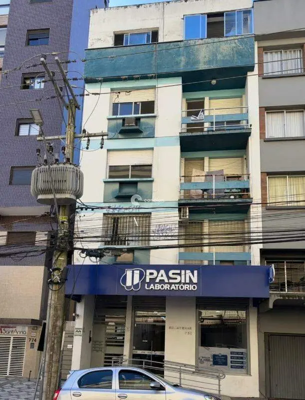 Apartamento à venda no Centro: