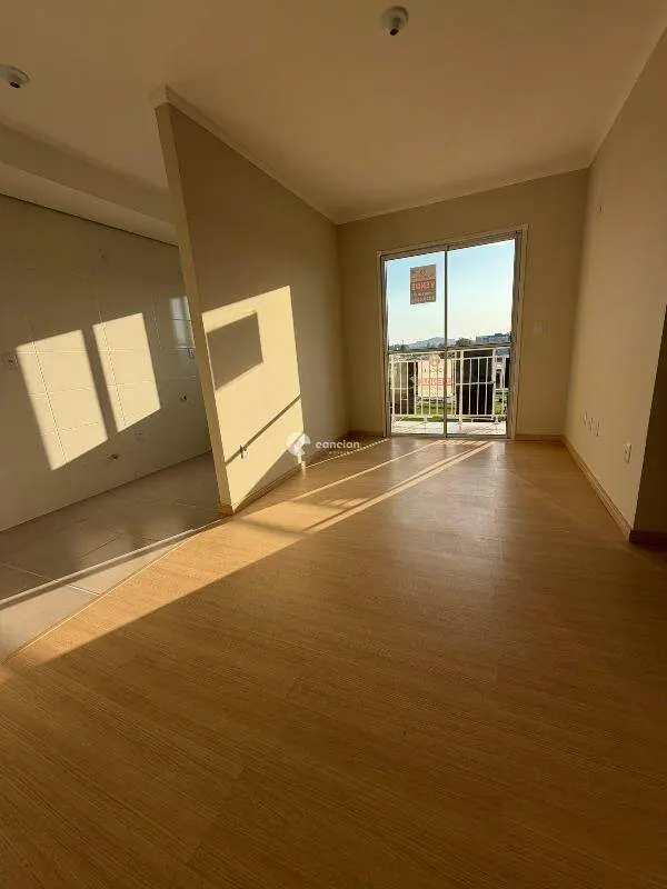 Apartamento para aluguel no Camobi: 