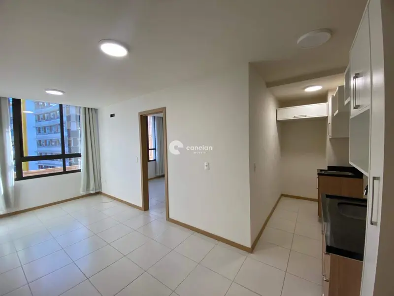 Apartamento para aluguel no Centro: 