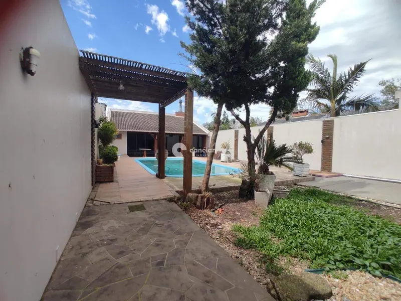 Casa à venda no Pinheiro Machado:
