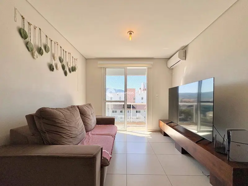 Apartamento à venda no Camobi: