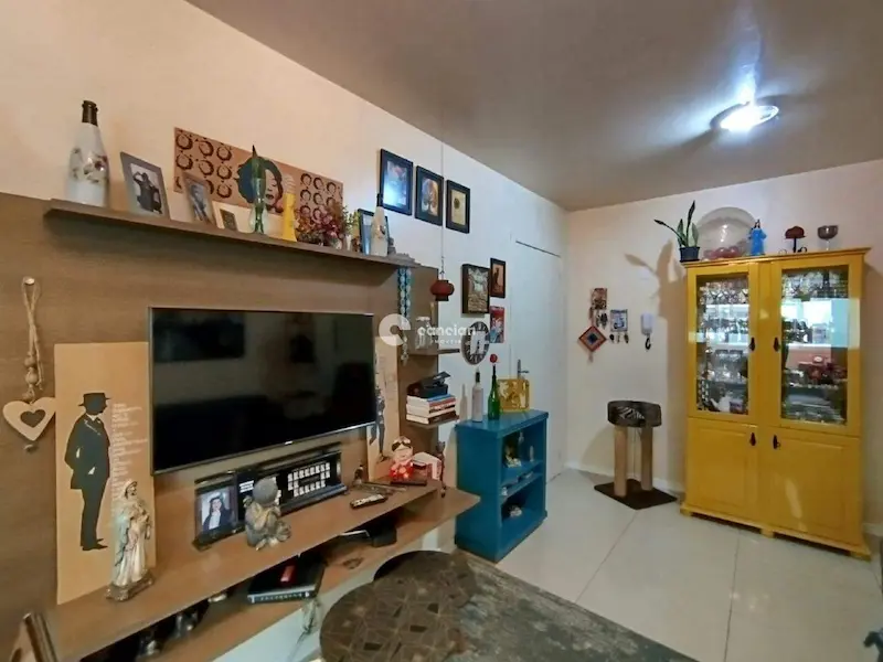 Apartamento à venda no Menino Jesus: 