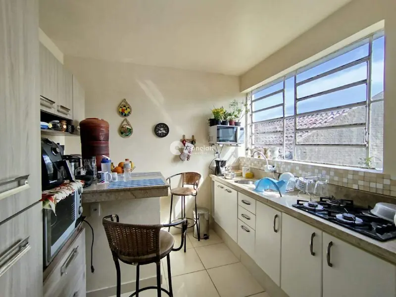 Apartamento à venda no Menino Jesus: 