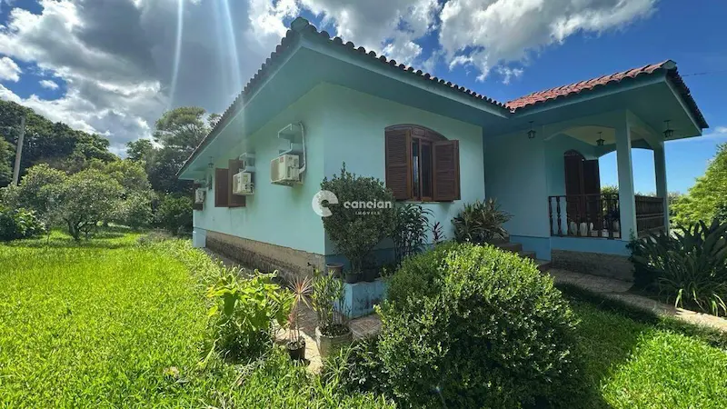 Casa à venda no Centro: 