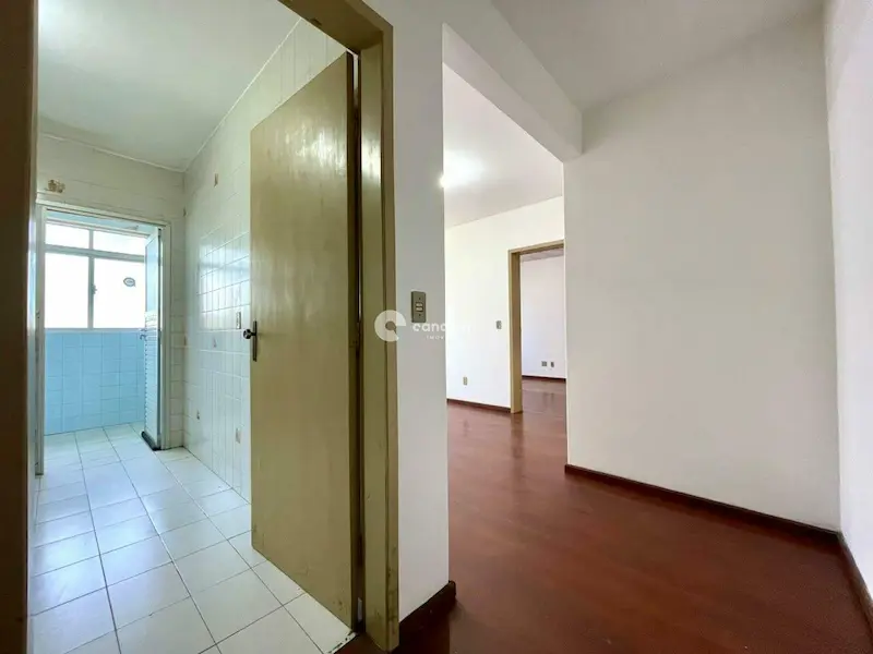 Apartamento à venda no Menino Jesus: 