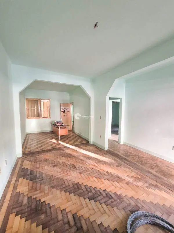 Casa à venda no Centro: 