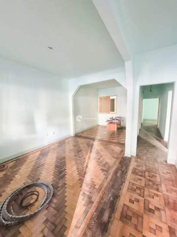 Casa à venda no Centro: 