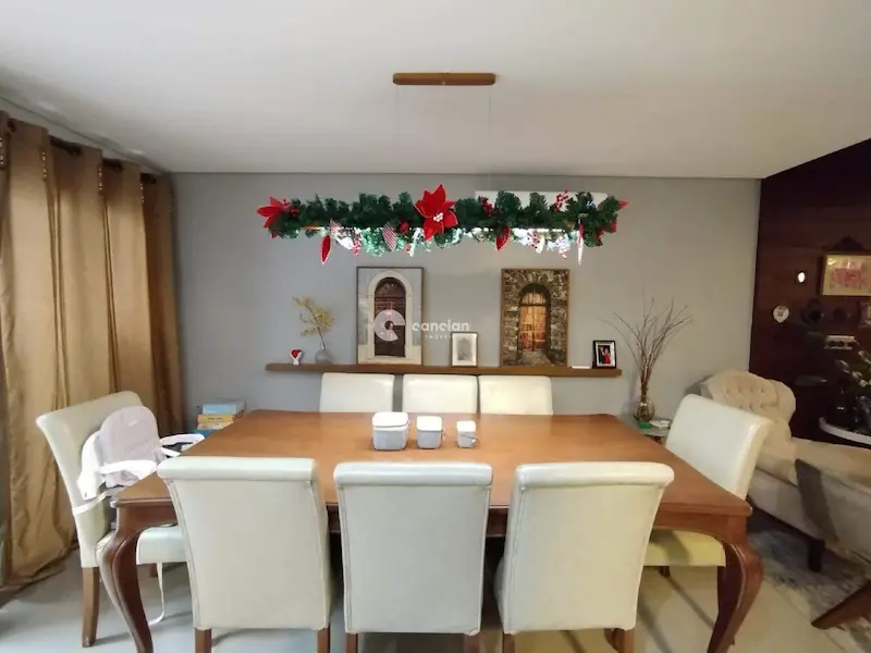Casa de Condomínio à venda no São José: 