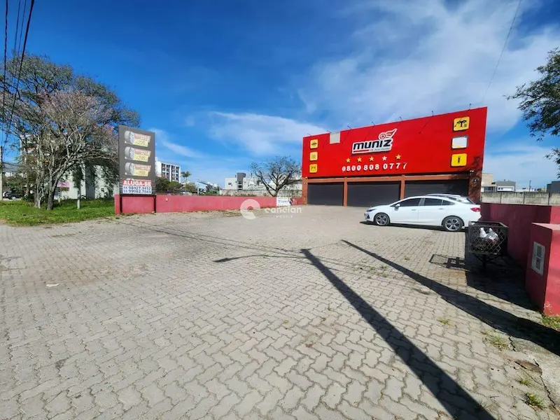 Pavilhão para aluguel no Pé de Plátano: