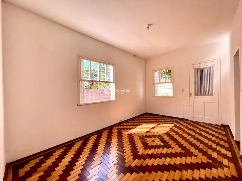 Casa à venda no Centro: 