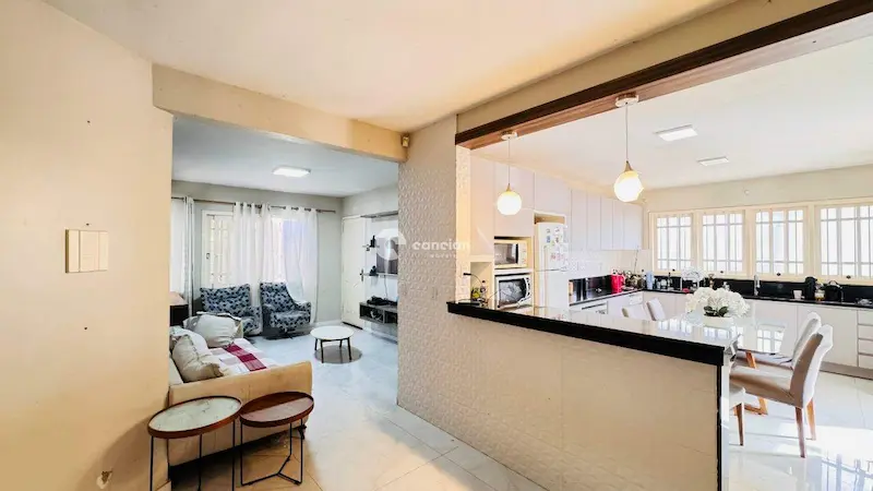 Casa à venda no Camobi: 