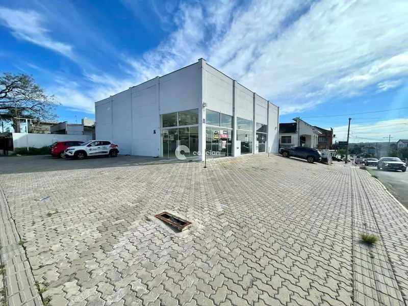 Pavilhão à venda no Centro: