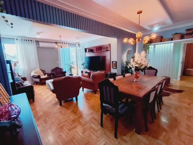 Apartamento à venda no Centro: