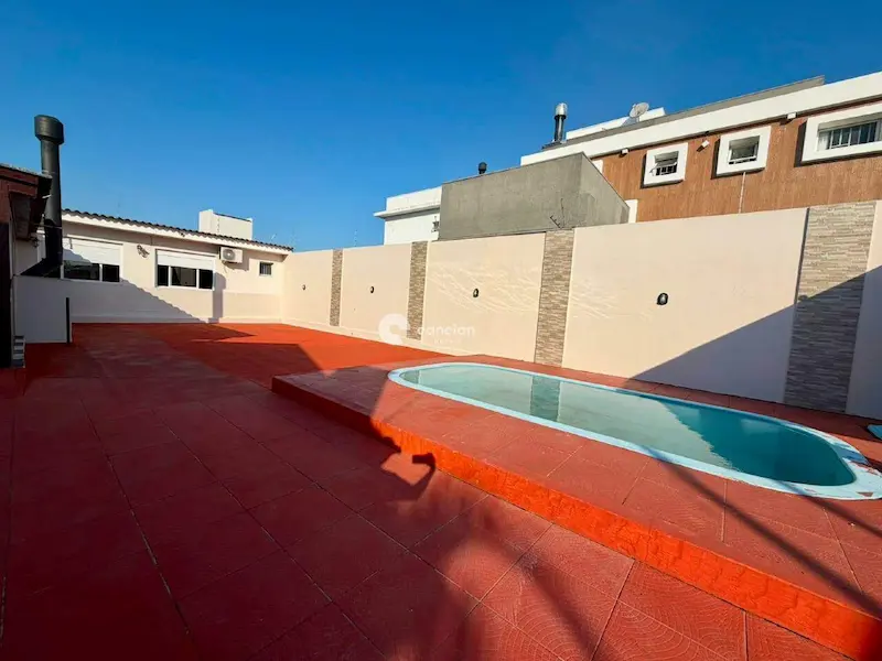 Casa à venda no Tomazetti: