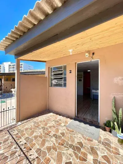 Casa para aluguel no Camobi: 