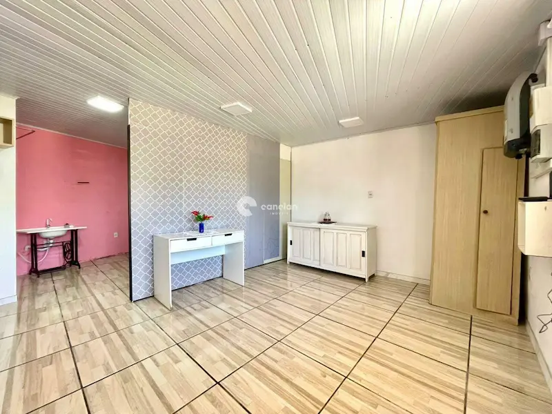 Casa para aluguel no Camobi: 