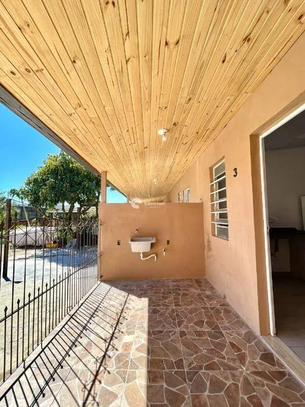 Casa para aluguel no Camobi: 