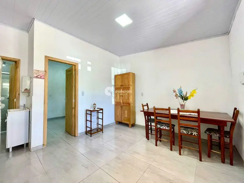 Casa para aluguel no Camobi: 