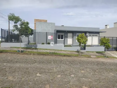 Casa à venda no Camobi: 