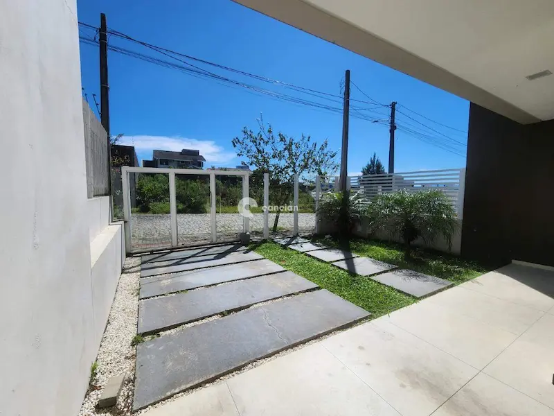 Casa à venda no Camobi: 