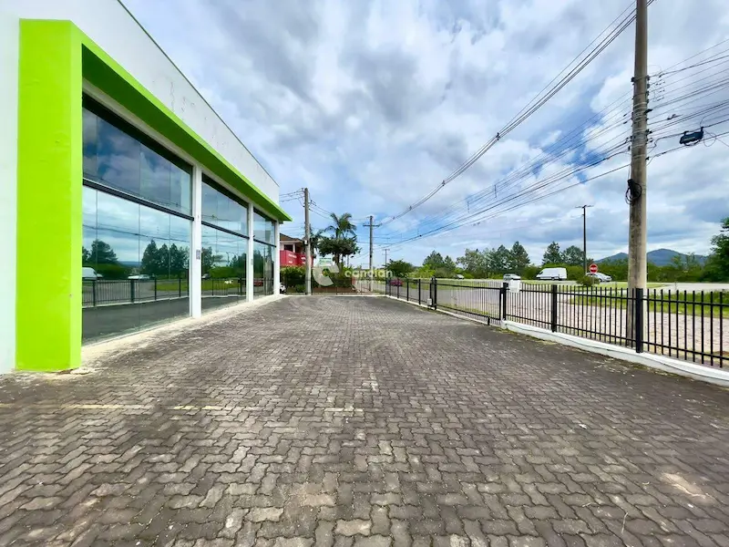 Pavilhão para aluguel no Camobi: 