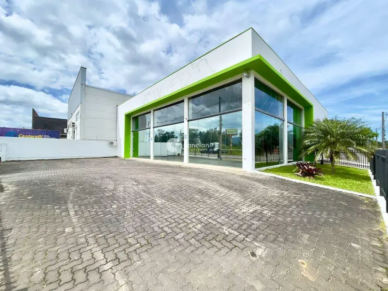 Pavilhão para aluguel no Camobi: 
