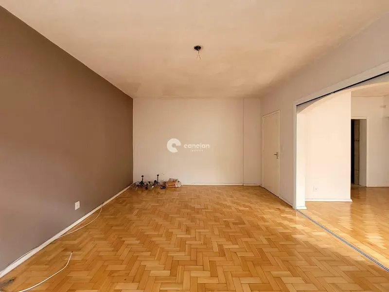 Apartamento para aluguel no Centro: 