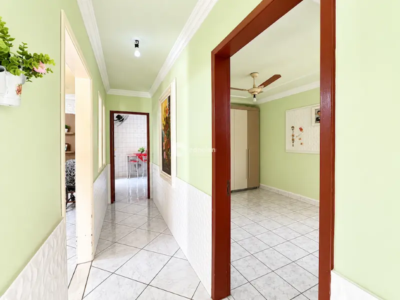 Casa à venda no São José: corredor
