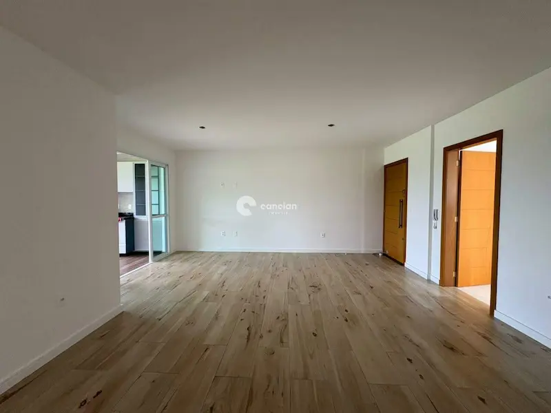 Apartamento à venda no Pé de Plátano: 