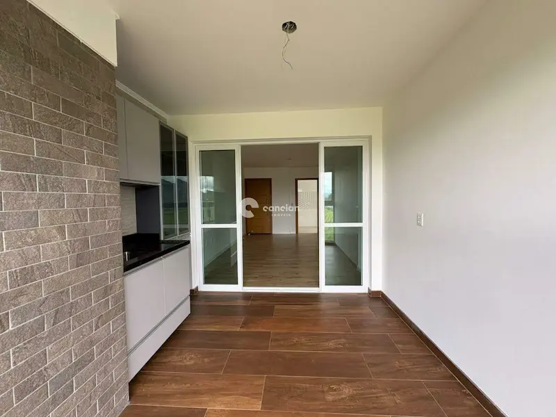 Apartamento à venda no Pé de Plátano: 