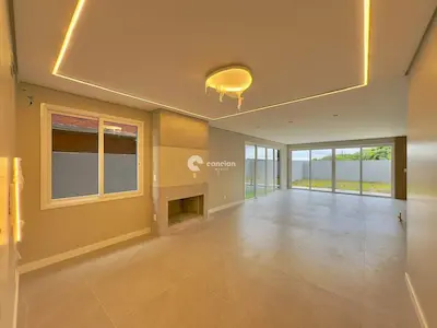 Casa de Condomínio à venda no Tomazetti: 