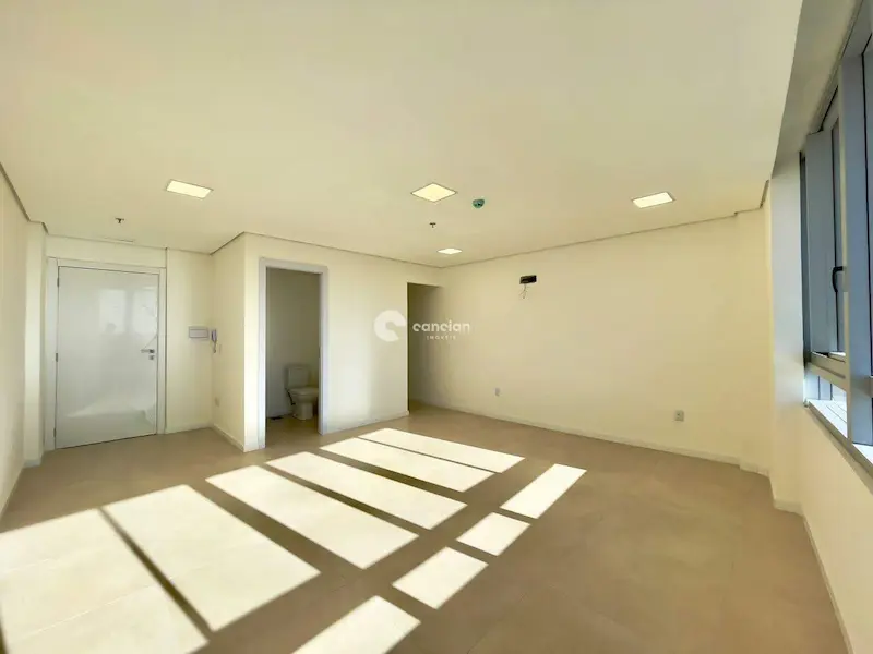 Sala Comercial à venda no Centro: 