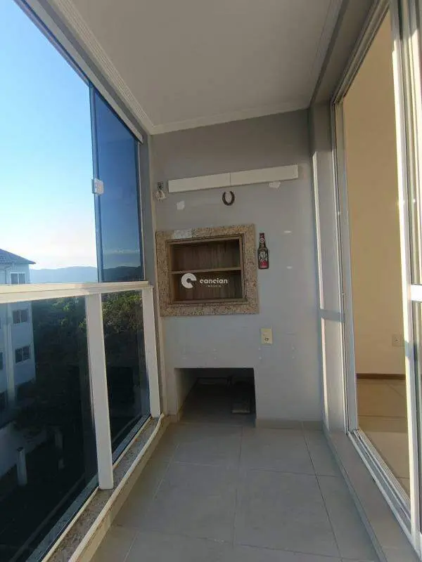 Apartamento para aluguel no Menino Jesus: 