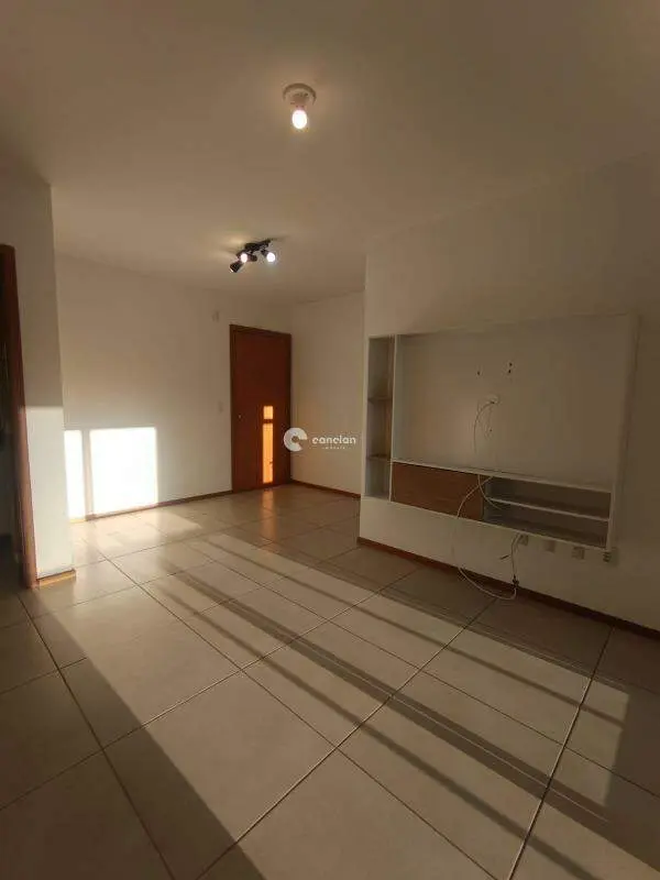 Apartamento para aluguel no Menino Jesus: 