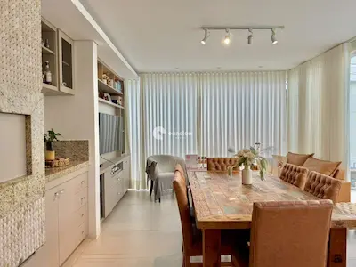 Casa de Condomínio à venda no São José: