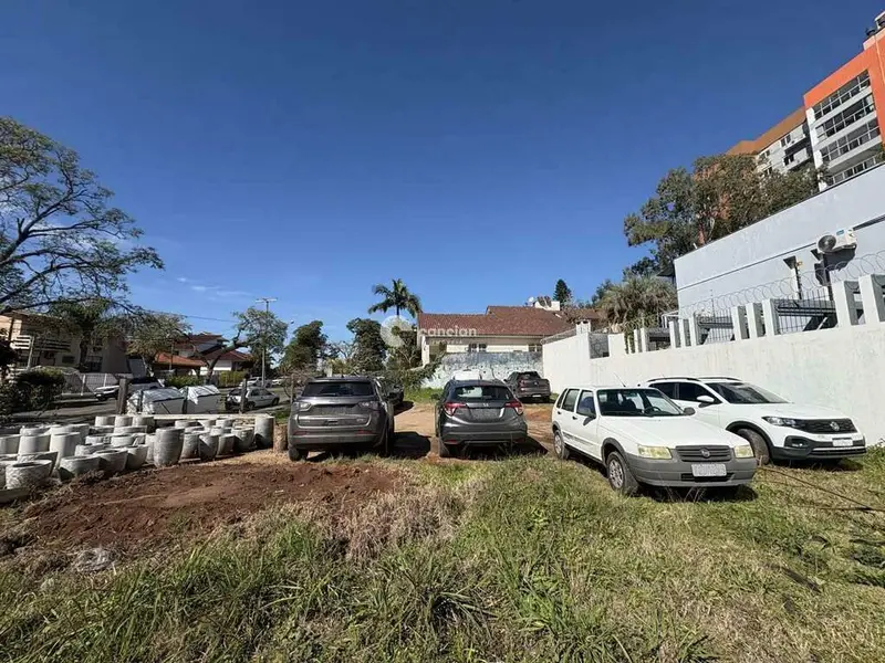 Terreno à venda no Nossa Senhora de Fátima: 