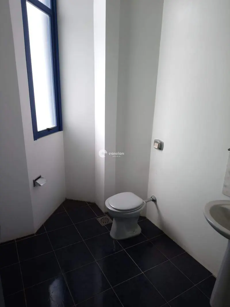 Pavilhão à venda no Lorenzi: 