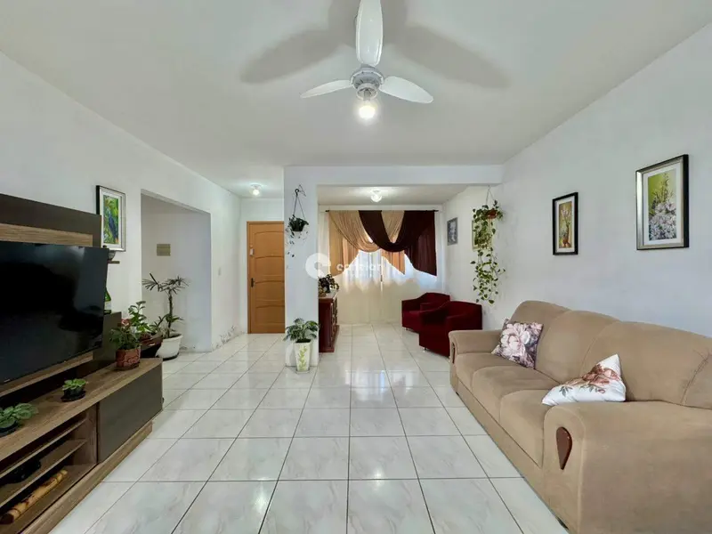 Casa à venda no Camobi: 