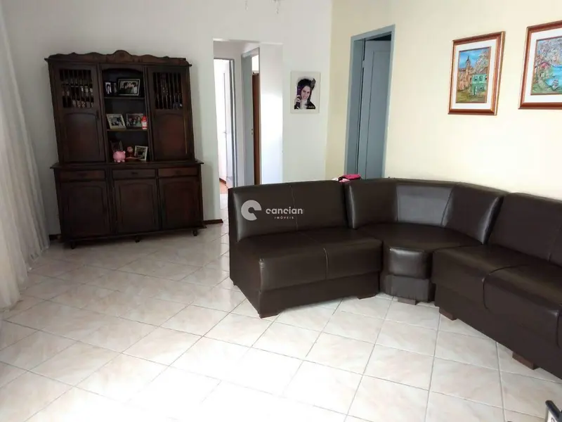 Casa à venda no Centro: 