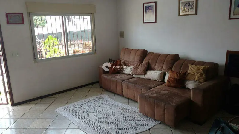 Casa à venda no Juscelino Kubitschek: 