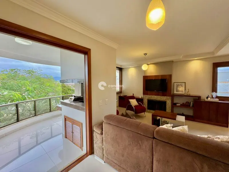 Casa à venda no Camobi: 