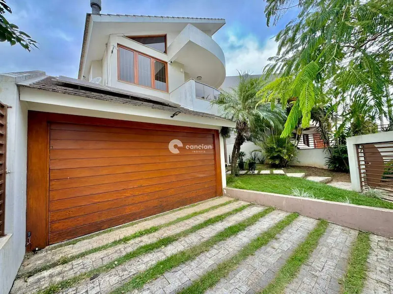Casa à venda no Camobi: 